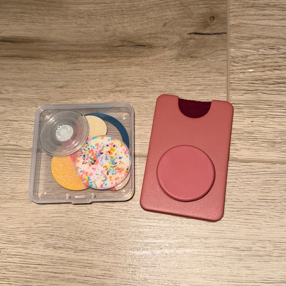PopSocket Bundle - Picture 6 of 6